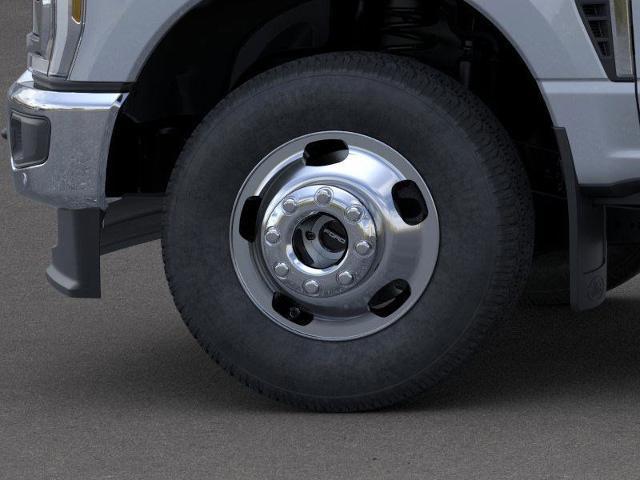 new 2025 Ford F-350 car, priced at $85,586