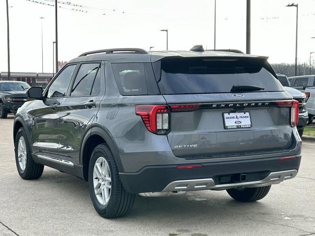 new 2025 Ford Explorer car, priced at $38,081