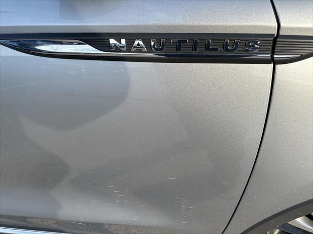 used 2022 Lincoln Nautilus car, priced at $25,589