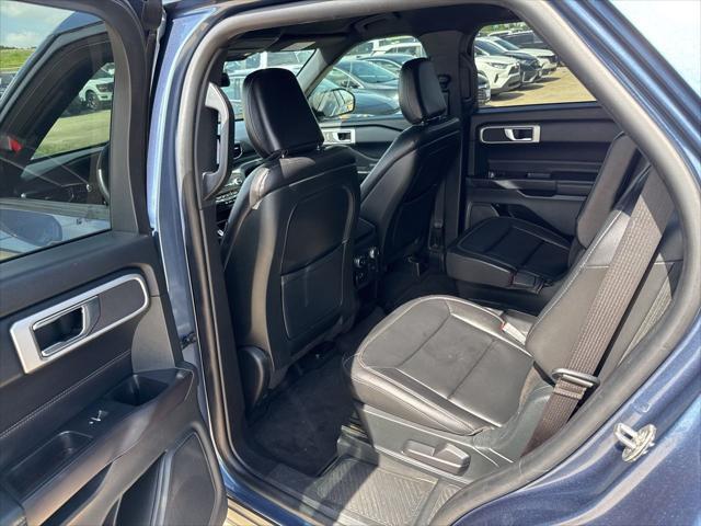 used 2020 Ford Explorer car