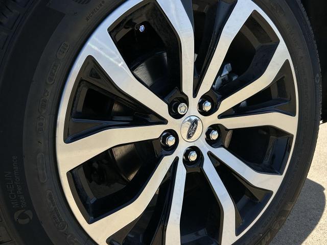 new 2025 Ford Explorer car, priced at $41,818