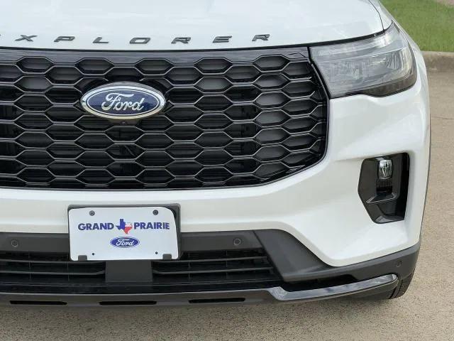 new 2025 Ford Explorer car, priced at $40,600