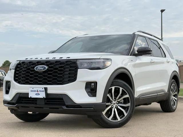 new 2025 Ford Explorer car, priced at $40,600