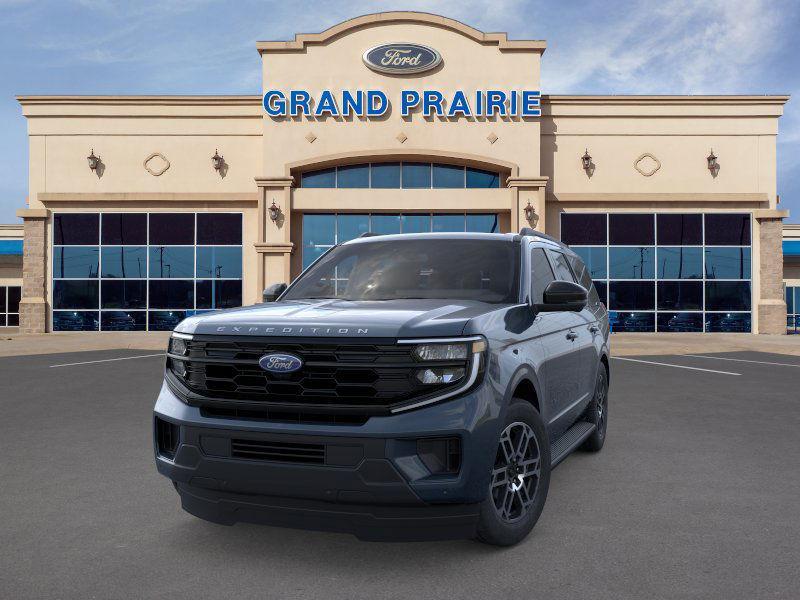new 2025 Ford Expedition car, priced at $66,188