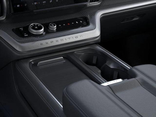 new 2025 Ford Expedition car, priced at $81,063
