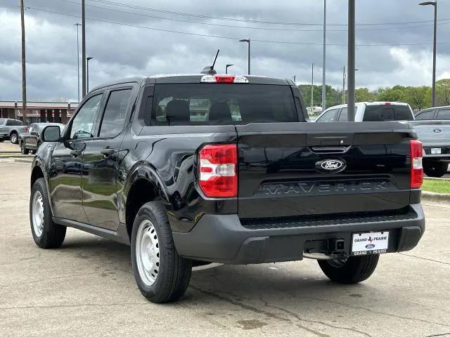 new 2025 Ford Maverick car, priced at $27,739