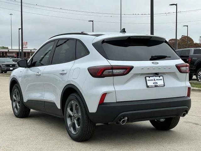 new 2025 Ford Escape car, priced at $25,470