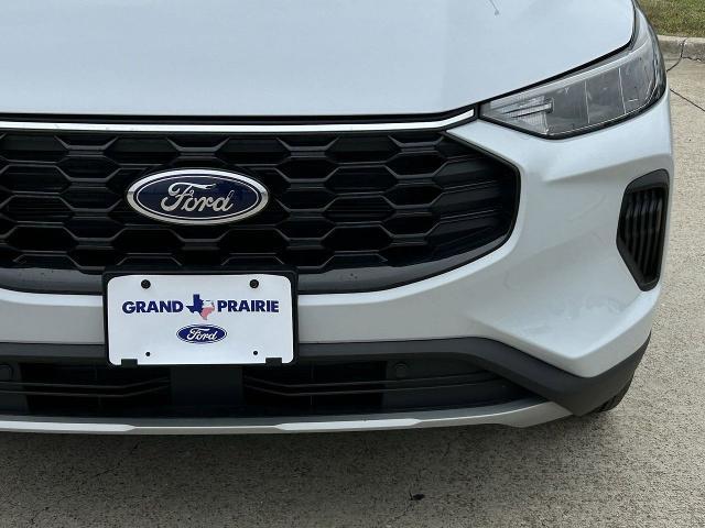 new 2025 Ford Escape car, priced at $25,470