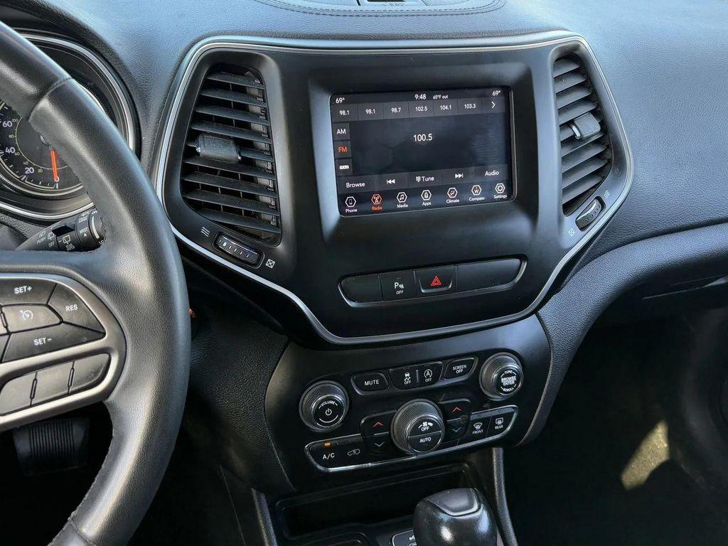 used 2020 Jeep Cherokee car, priced at $13,199