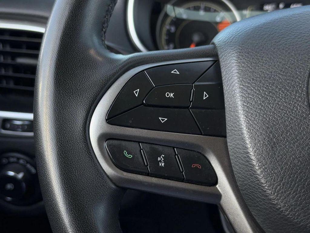 used 2020 Jeep Cherokee car, priced at $13,199