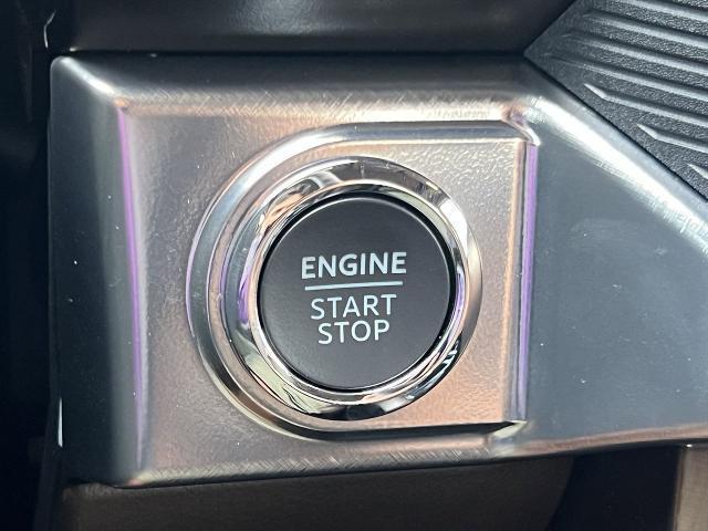 new 2025 Ford F-150 car, priced at $72,557