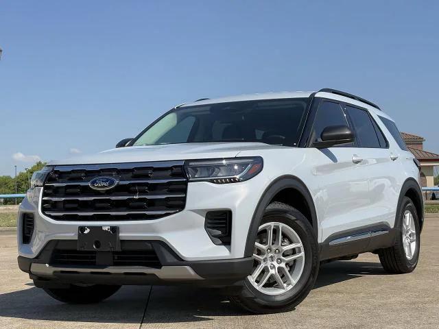 new 2025 Ford Explorer car, priced at $36,736