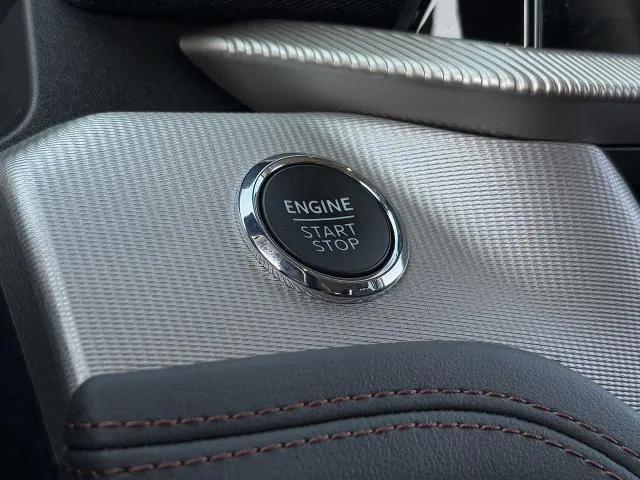 new 2025 Ford Explorer car, priced at $36,736