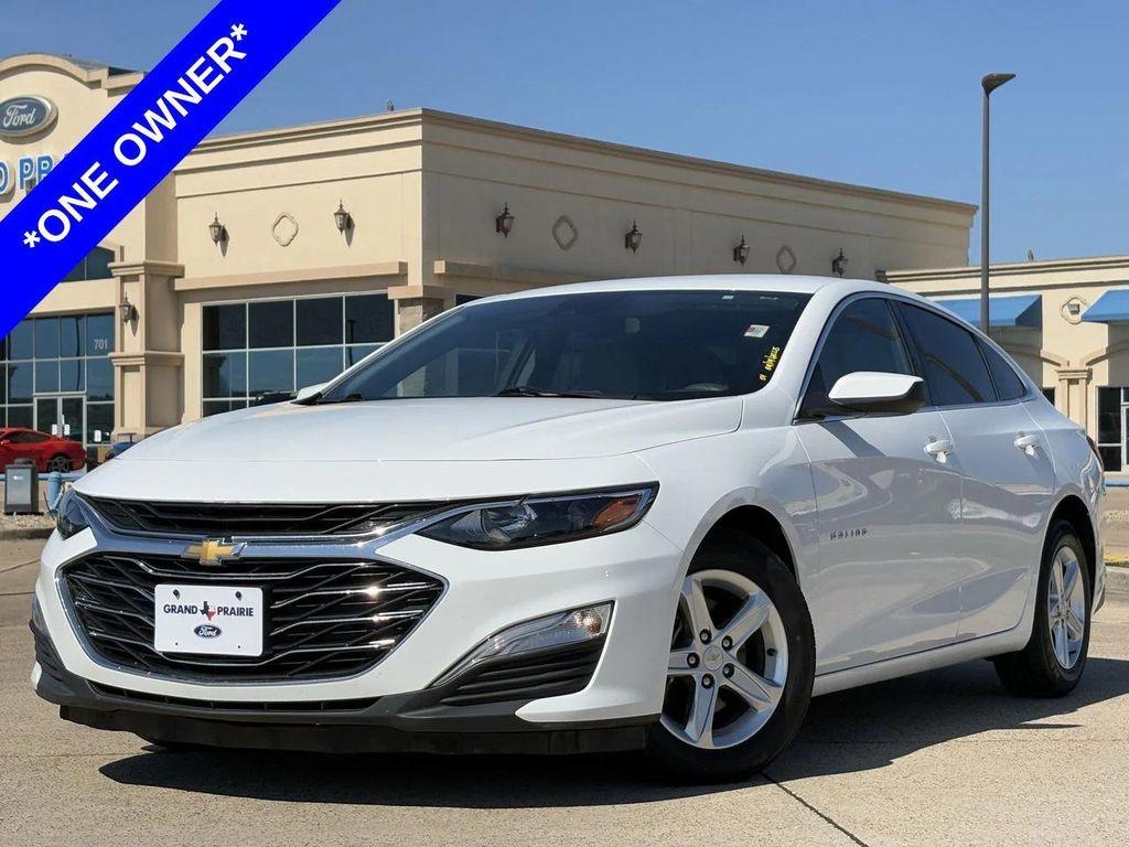used 2022 Chevrolet Malibu car, priced at $14,211