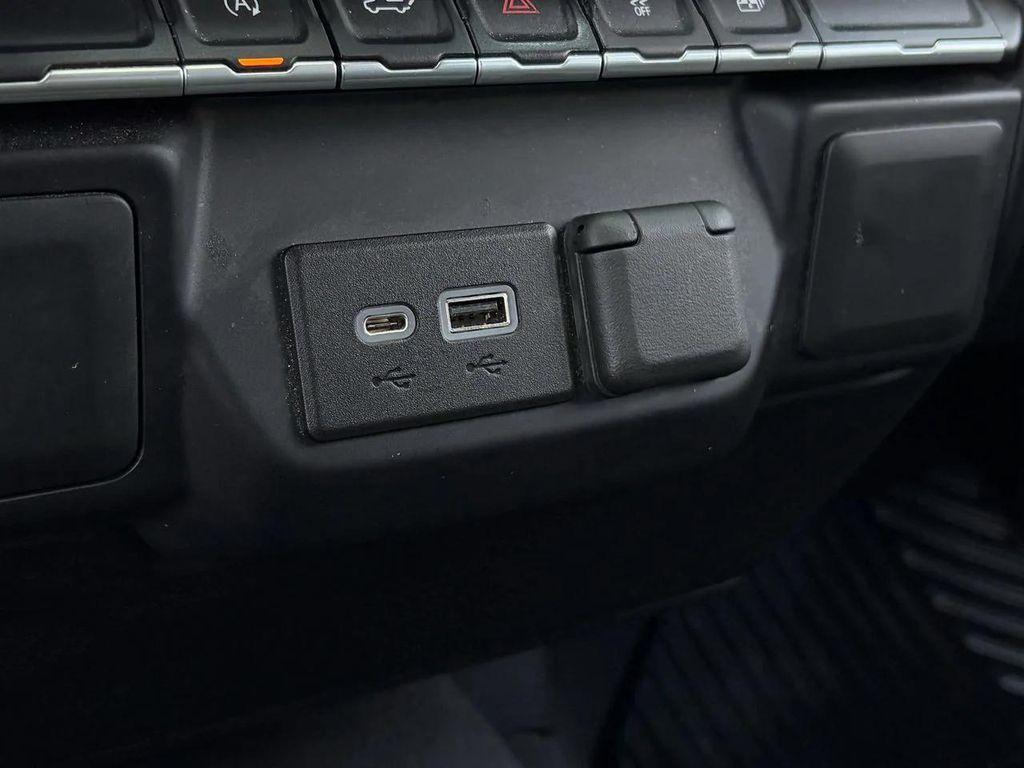 used 2022 Chevrolet Silverado 1500 car, priced at $33,875