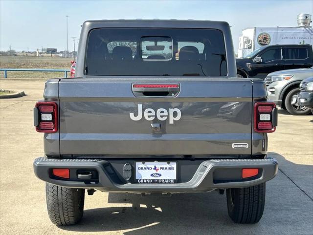 used 2022 Jeep Gladiator car, priced at $27,199