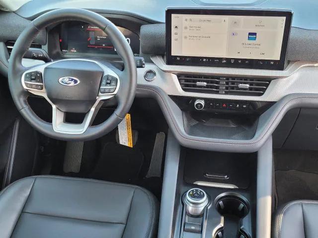 new 2025 Ford Explorer car, priced at $35,995