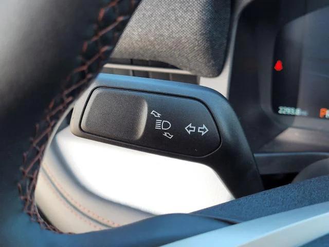 new 2025 Ford Explorer car, priced at $35,995