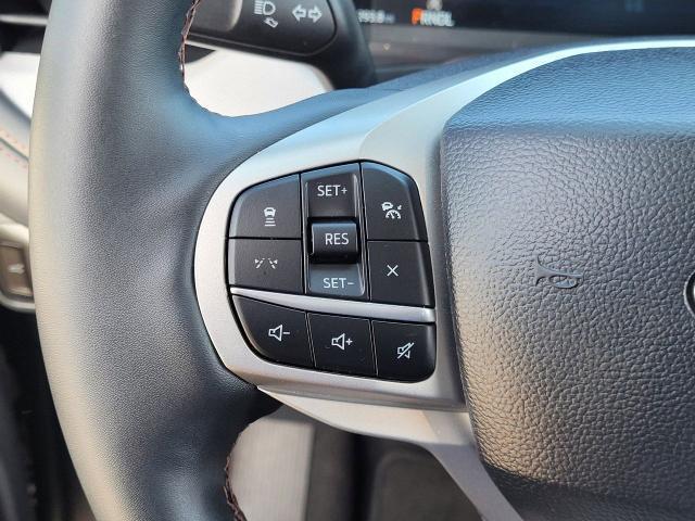new 2025 Ford Explorer car, priced at $35,995
