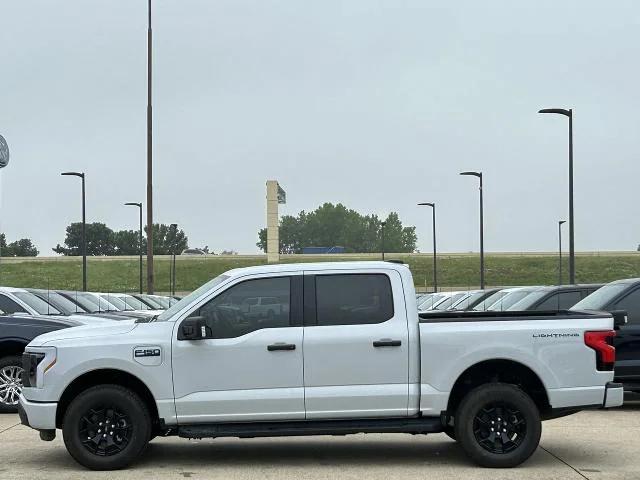 new 2025 Ford F-150 Lightning car, priced at $59,827