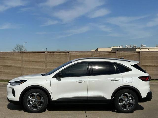 new 2025 Ford Escape car, priced at $25,044