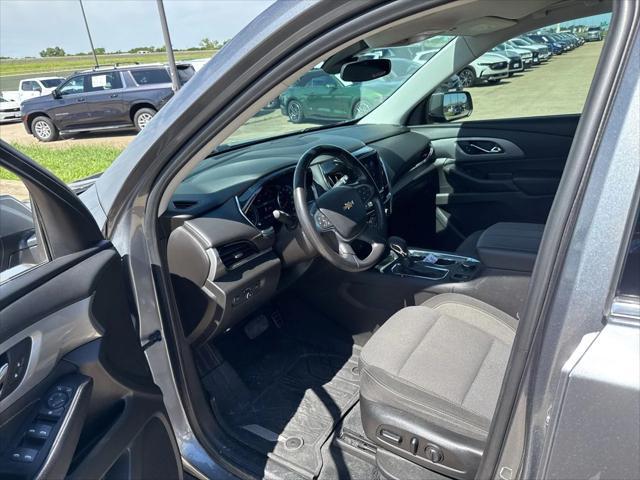 used 2021 Chevrolet Traverse car, priced at $25,323
