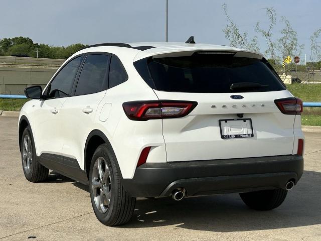 new 2025 Ford Escape car, priced at $25,044
