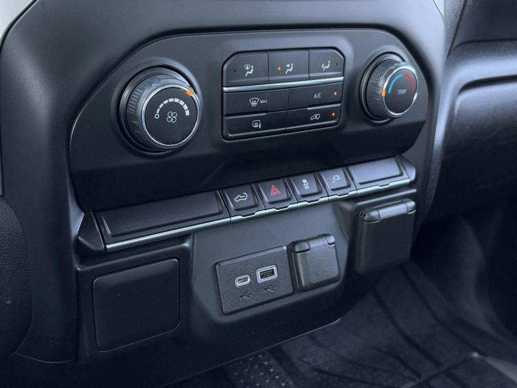 used 2022 Chevrolet Silverado 2500 car, priced at $28,620