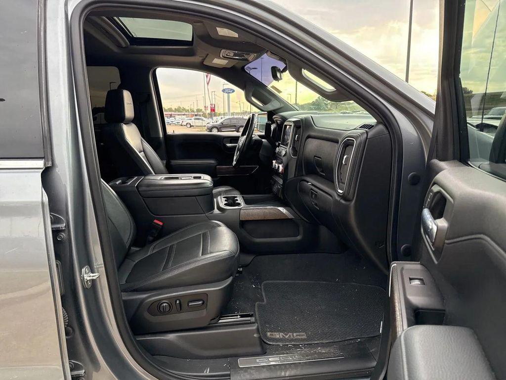 used 2021 GMC Sierra 1500 car, priced at $43,838