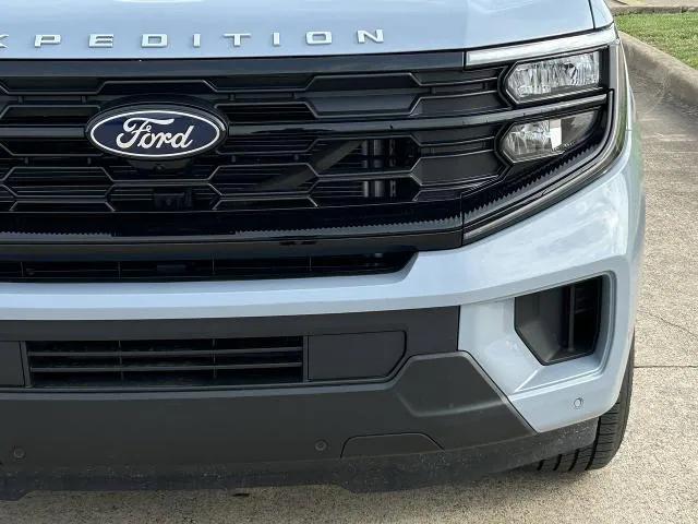 new 2025 Ford Expedition car, priced at $69,055