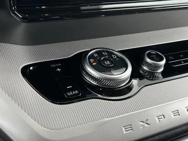 new 2025 Ford Expedition car, priced at $69,055