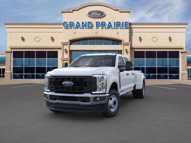 new 2025 Ford F-350 car, priced at $67,361