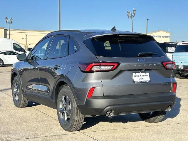 new 2025 Ford Escape car, priced at $25,609