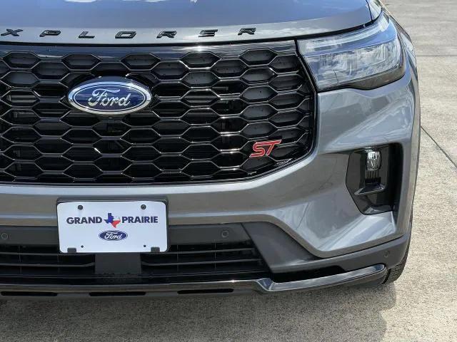 new 2025 Ford Explorer car, priced at $56,282