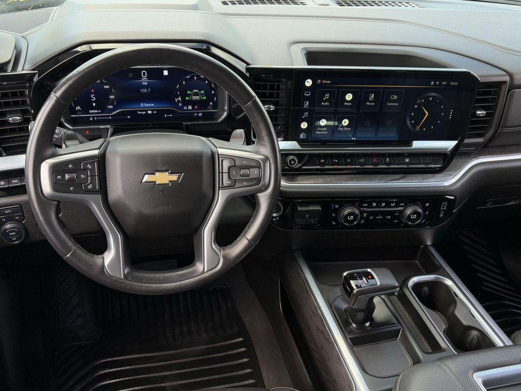 used 2022 Chevrolet Silverado 1500 car, priced at $41,867