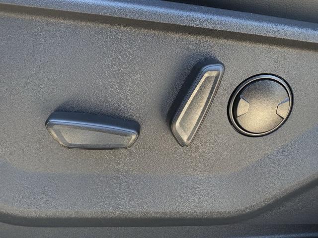 new 2025 Ford Expedition car, priced at $65,114