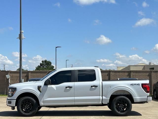 new 2025 Ford F-150 car, priced at $41,553