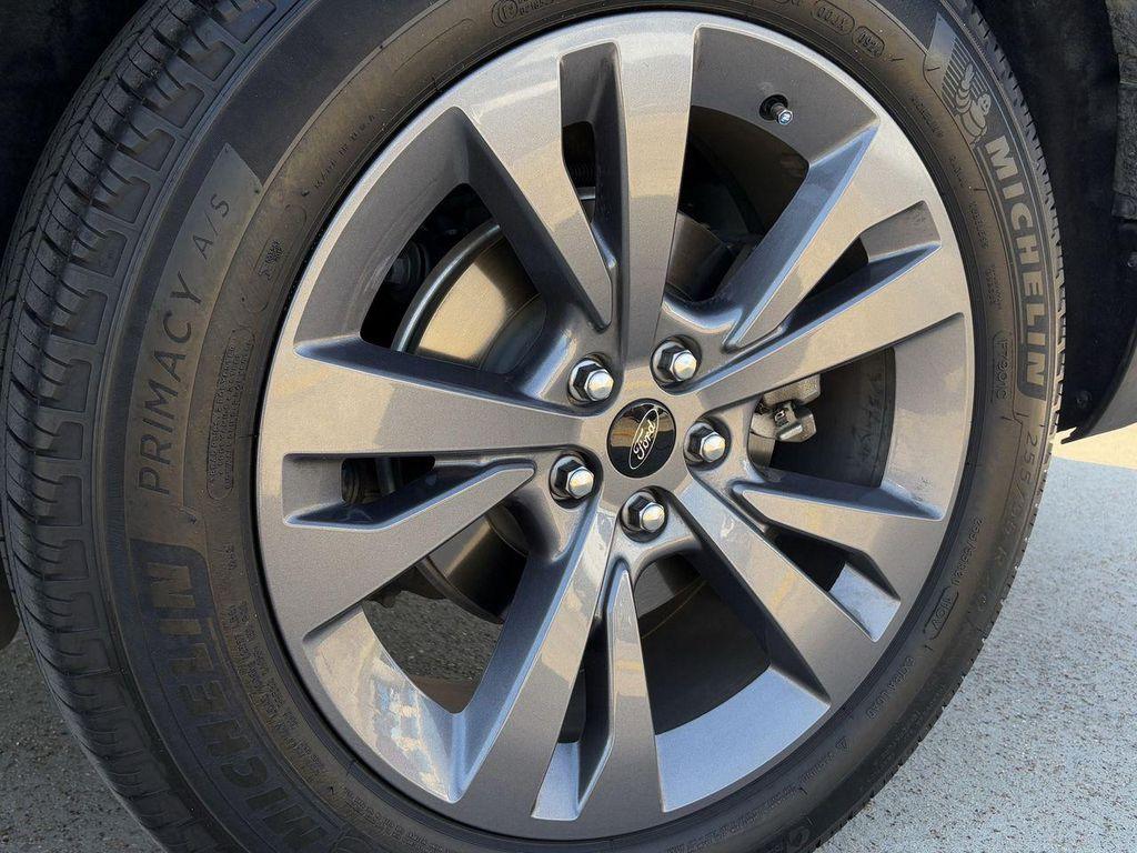 used 2024 Ford Explorer car, priced at $30,732
