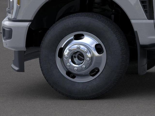 new 2025 Ford F-350 car, priced at $98,437