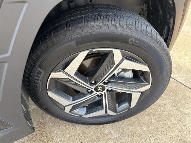 used 2022 Hyundai TUCSON Hybrid car, priced at $27,999