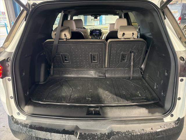 used 2023 Chevrolet Traverse car, priced at $30,870