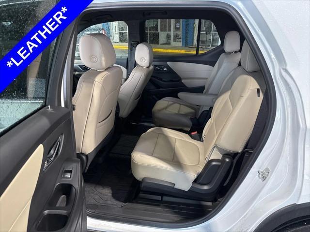used 2023 Chevrolet Traverse car, priced at $30,870