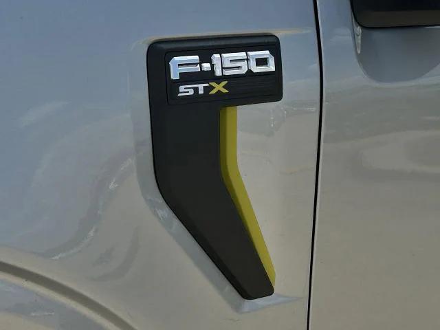 new 2024 Ford F-150 car, priced at $40,460