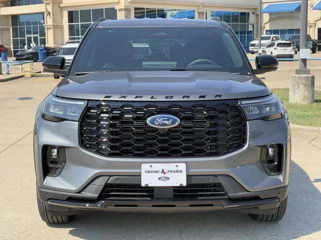 new 2025 Ford Explorer car, priced at $39,612