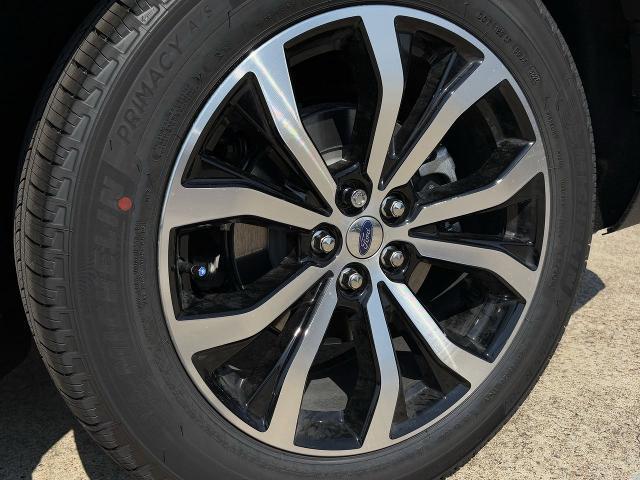 new 2025 Ford Explorer car, priced at $39,612