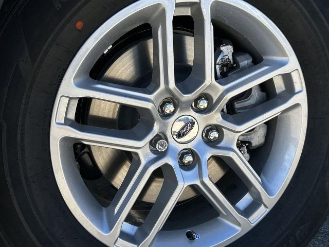 new 2025 Ford Explorer car, priced at $34,667