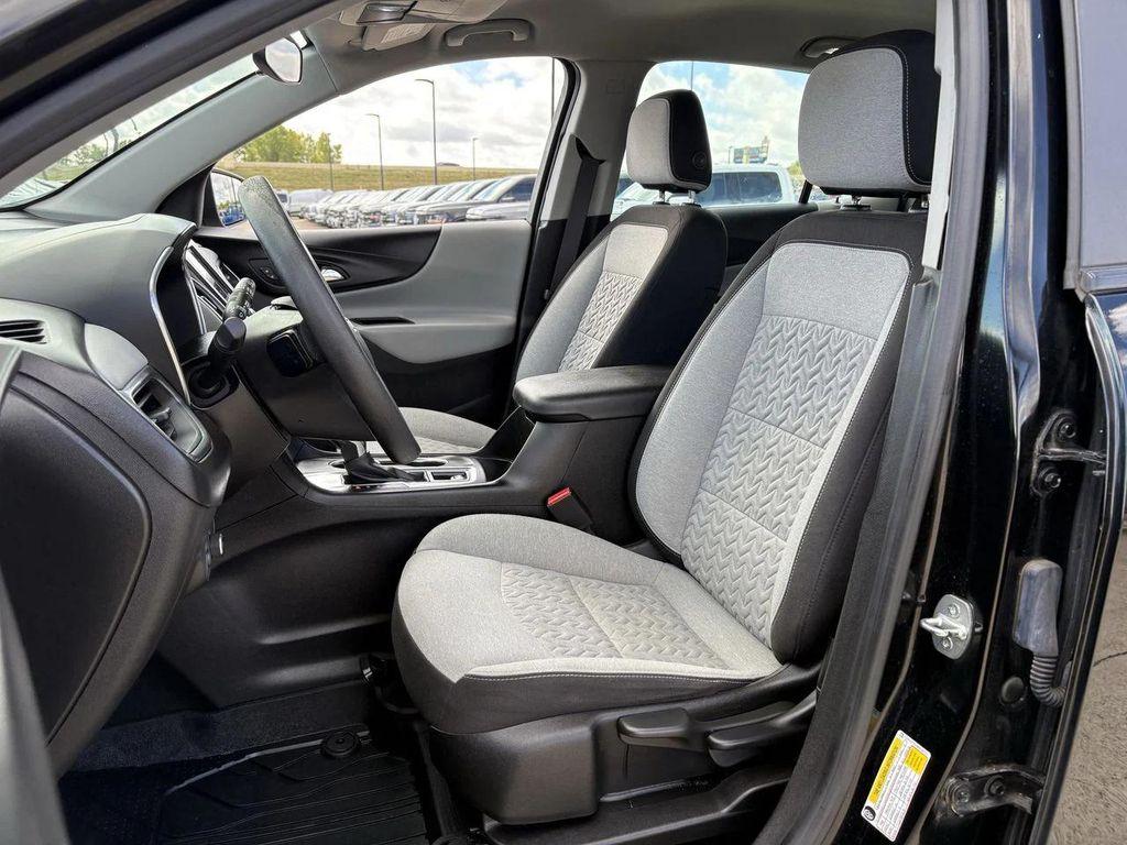 used 2022 Chevrolet Equinox car, priced at $15,999