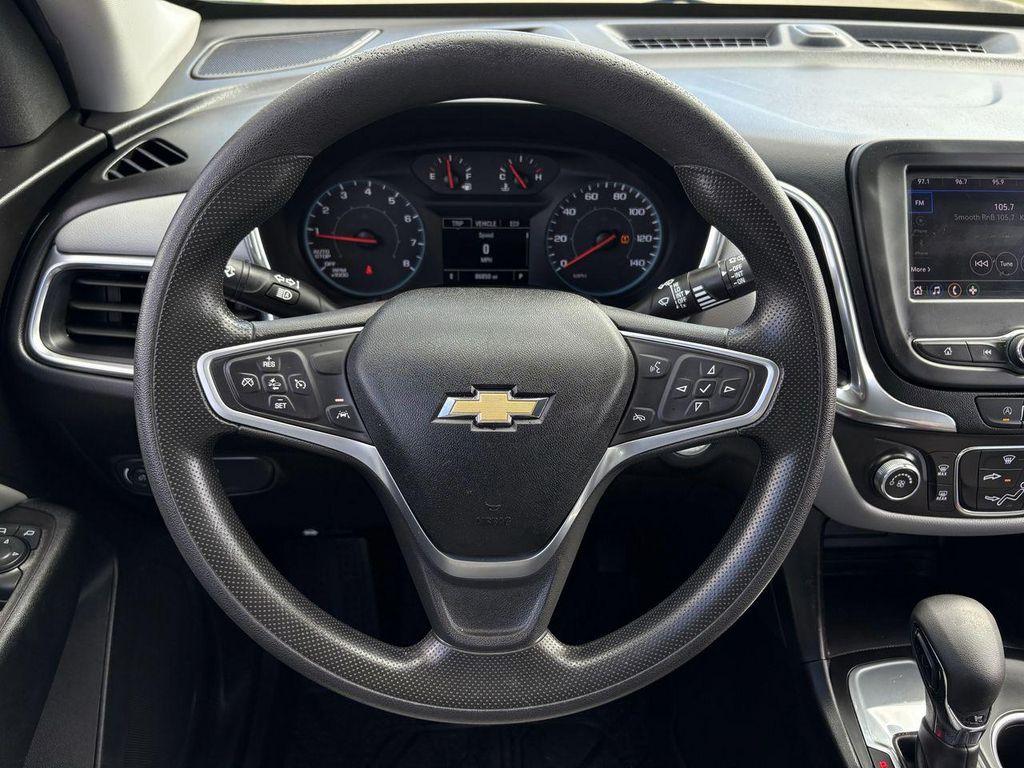 used 2022 Chevrolet Equinox car, priced at $15,999