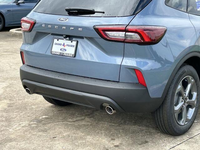 new 2025 Ford Escape car, priced at $27,022