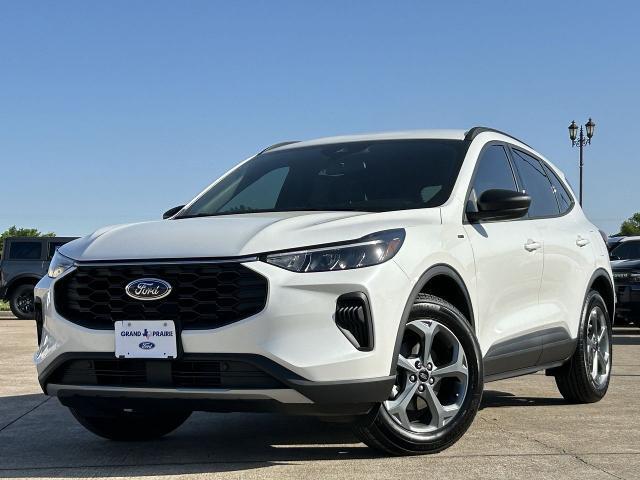 new 2025 Ford Escape car, priced at $29,044